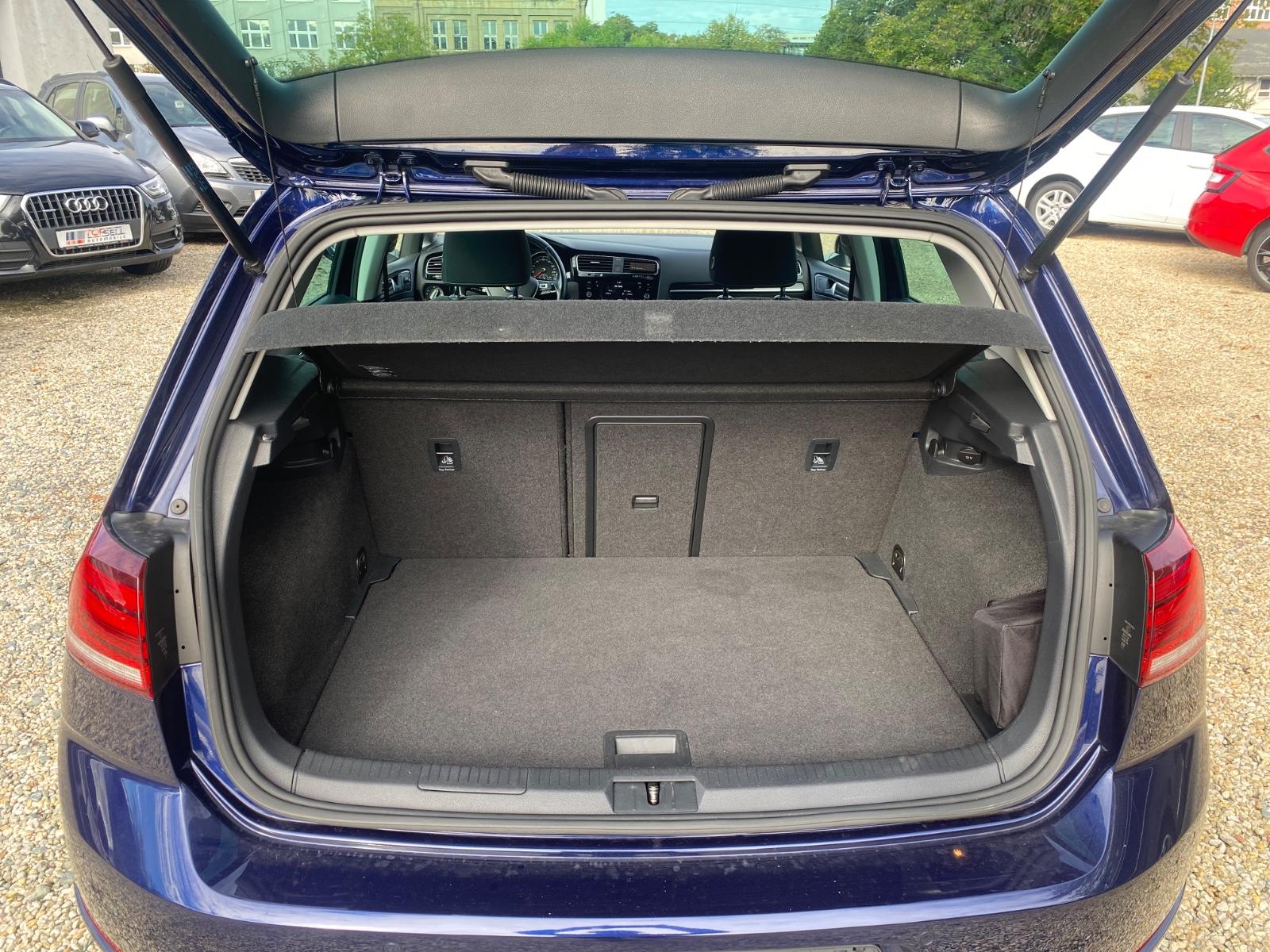 Volkswagen Golf 1.4 TSI BMT 92kW Highline Navi Sitzheizung