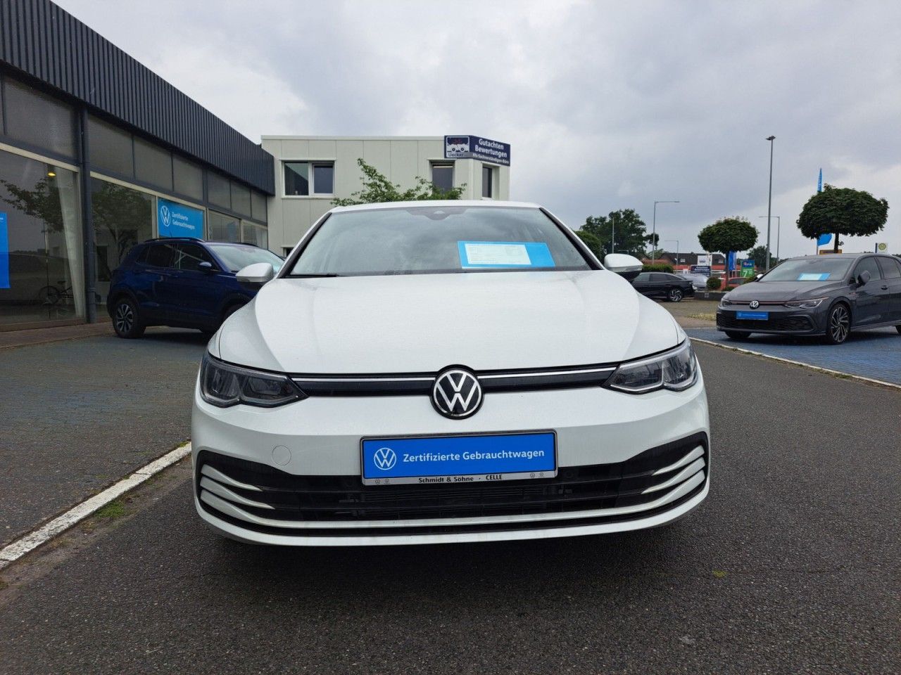 Volkswagen Golf VIII 1.0 eTSI Navi/ACC/RFK Klima Navi foto 5