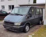 Ford Transit 9 Sitzer Klima AHK Motor Getriebe Gut  - gebrauchte Ford Transit aus dem Jahr 2002