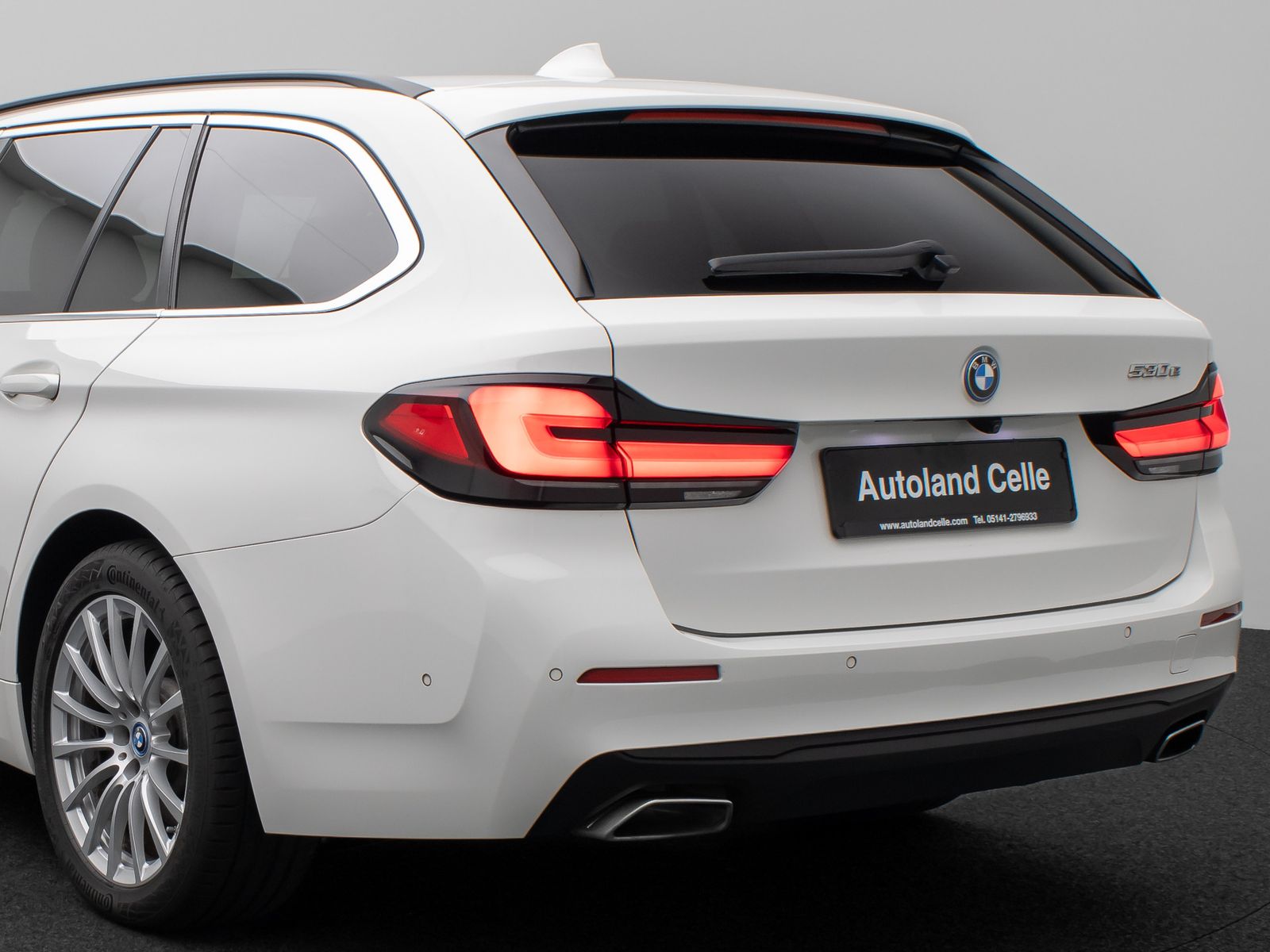 Fahrzeugabbildung BMW 530e Panorama Kamera DAB HiFi 4xKlima Leder 18Zl