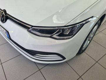 Volkswagen Golf - 9