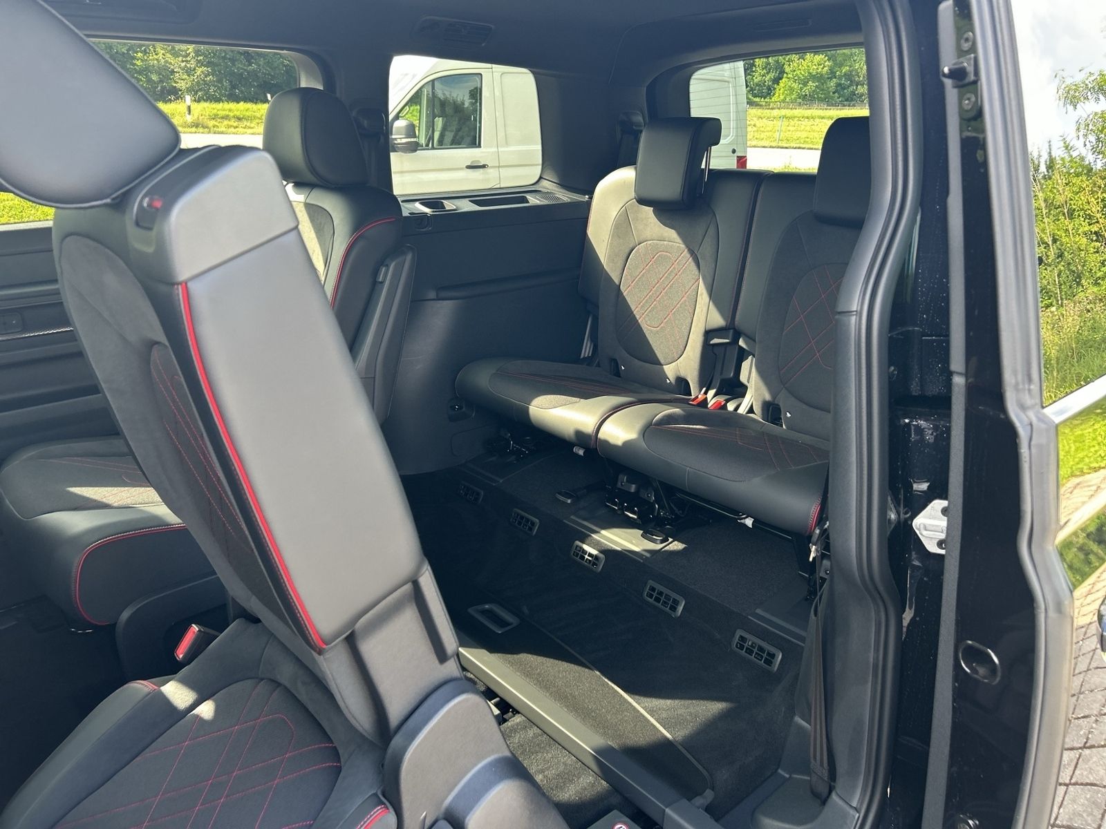 ID.Buzz GTX 4MOTION LR, lang, AHK, Infotainment,