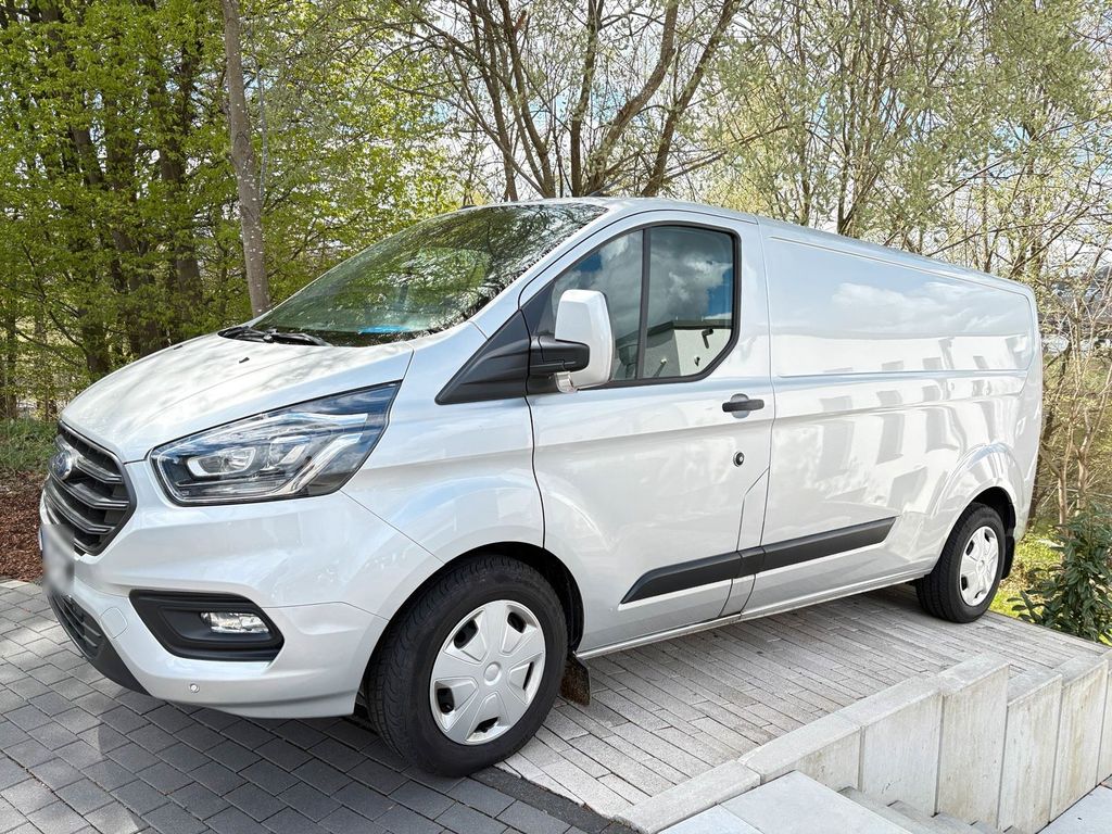 Image of Ford Transit Custom