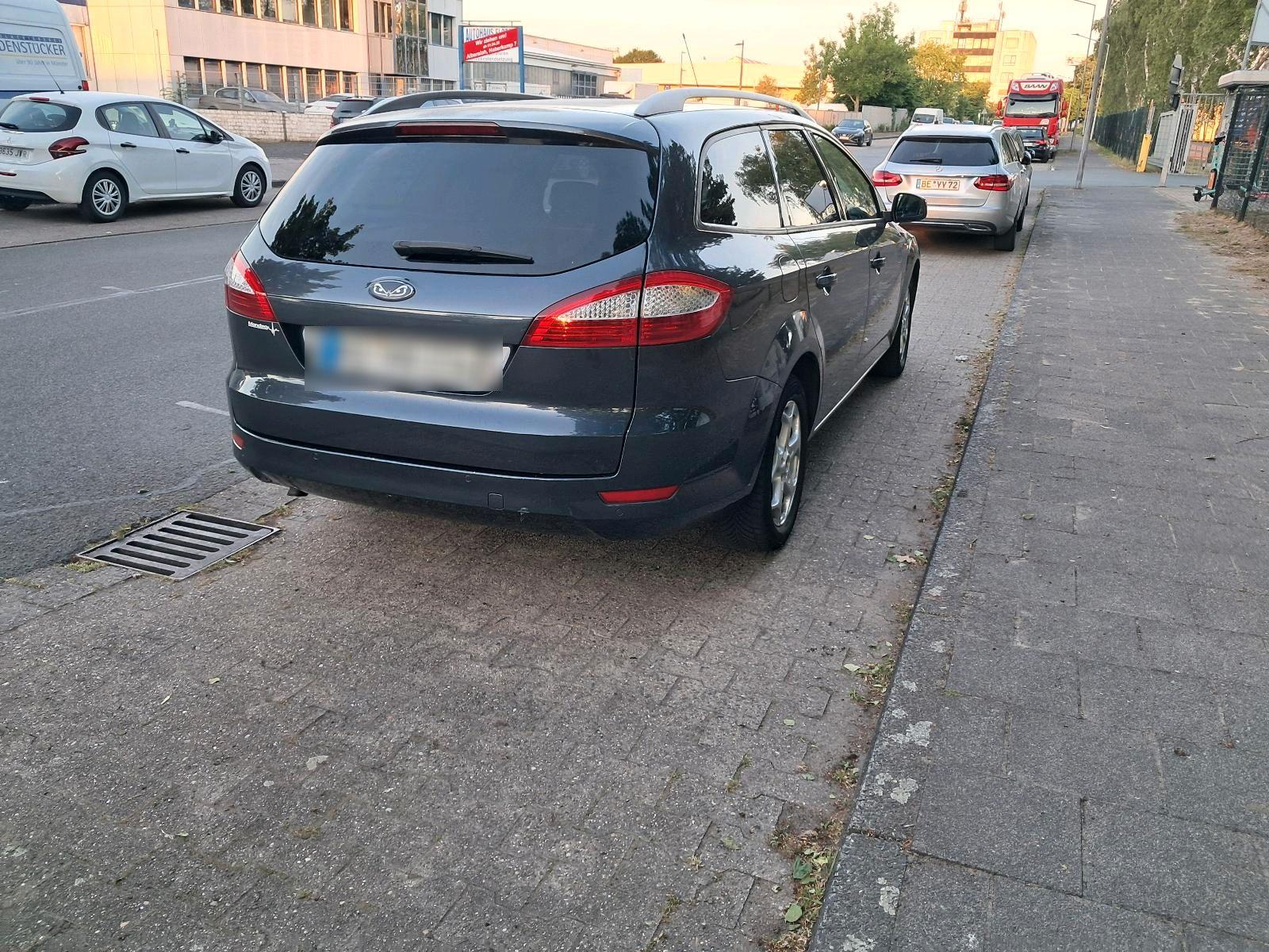 Ford Mondeo 2010 — photo 6
