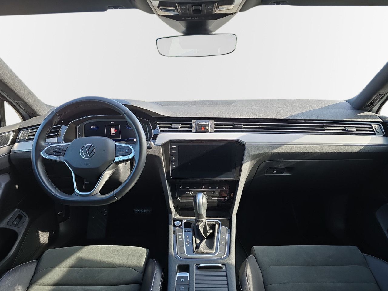 Fahrzeugabbildung Volkswagen Passat Variant Elegance 2.0 TDI SCR 110 kW