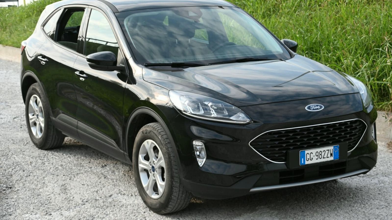 Ford Kuga 2.5 Plug In Hybrid 225 CV CVT 2WD ST-L imagem 3