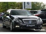Mercedes-Benz E 300 AMG 7-Si Luft Stand-Hz Harman ACC AHK Schi - gebrauchte Mercedes-Benz E 300 aus dem Jahr 2010