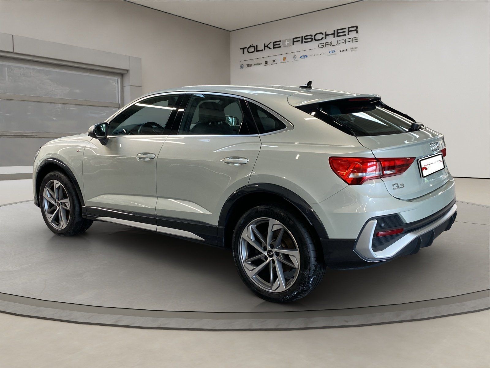 Audi Q3 Sportback 40 TDI quattro S-Line S-line LM foto 4
