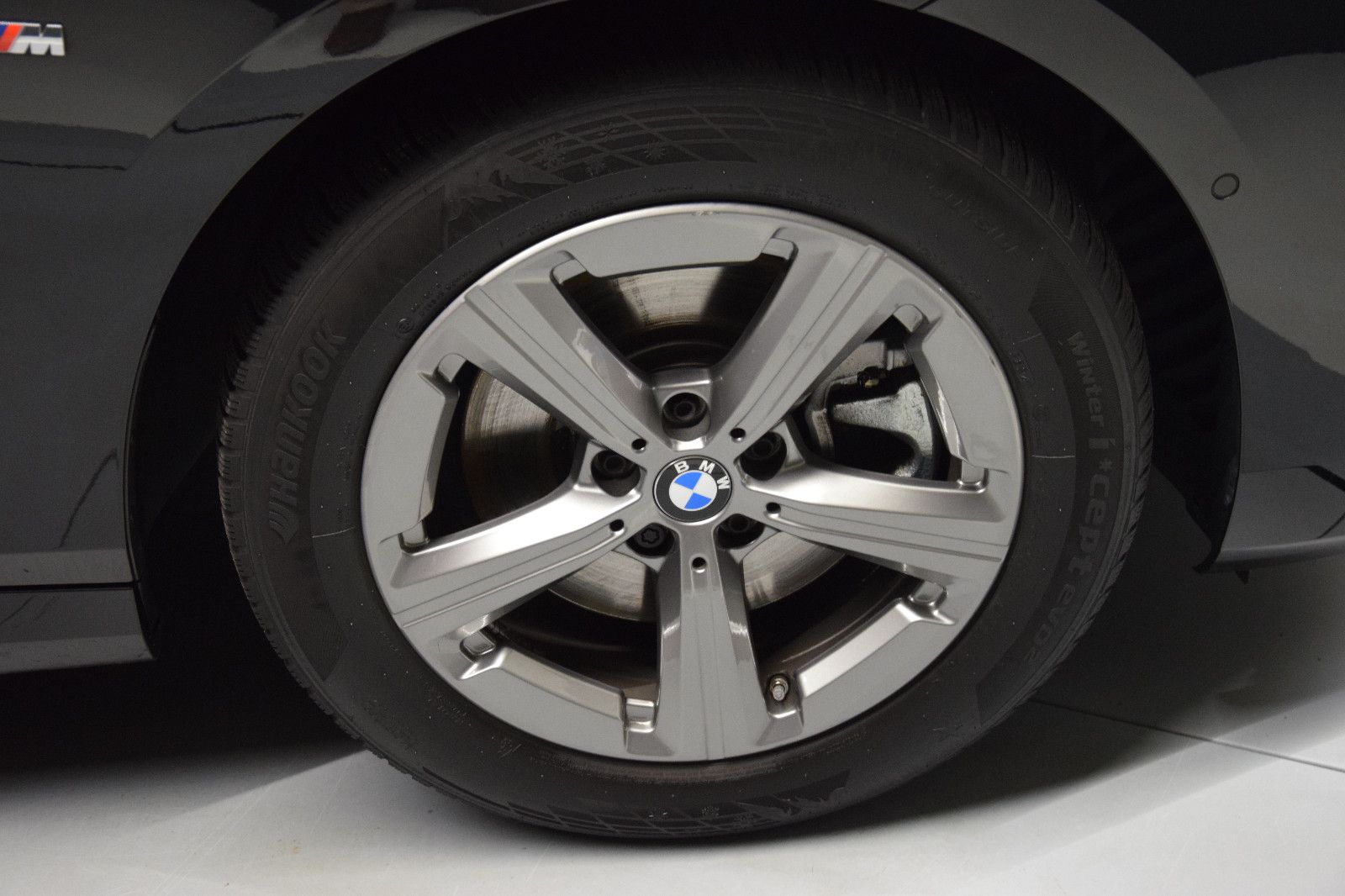 Fahrzeugabbildung BMW 223i Active Tourer xDrive M Sport HuD Pano h/k