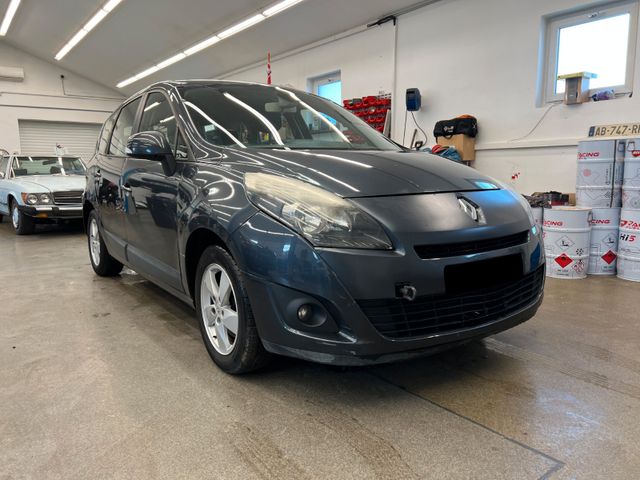 Renault Scenic  1.9 dCi/KLIMA/NAVI/TEMPO/AHK/MULTILENKR