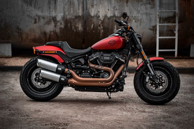 Harley-Davidson FXFBS Fat Bob 114 - tolle Farbe - wenig km!