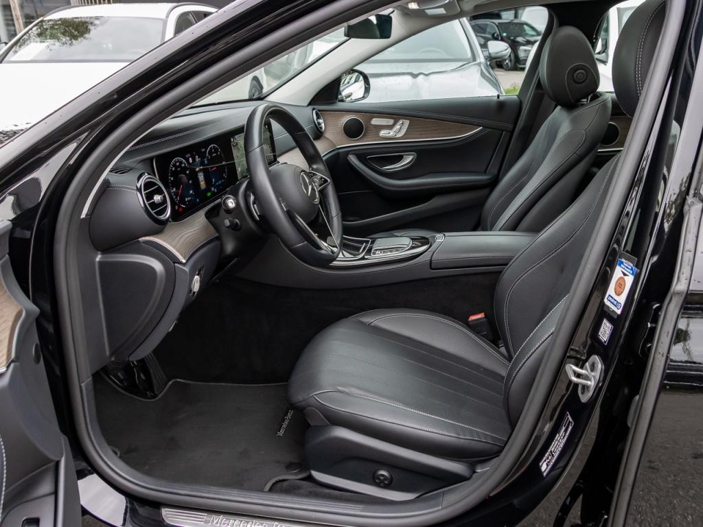 Mercedes-Benz E 220 d T Exclusive *AHK*Cam*LED*Pano*StandHzg*