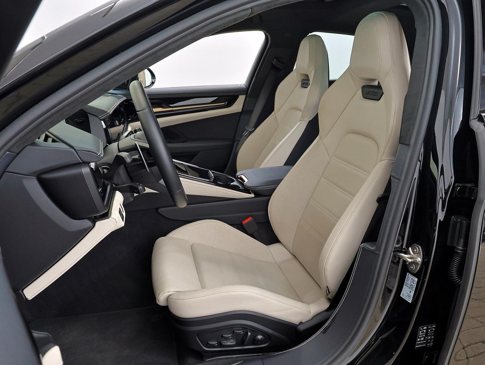 Porsche Panamera GTS / 140 000€ netto!