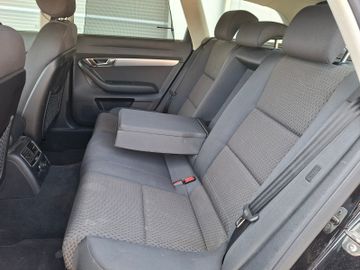 Audi A6 - 6