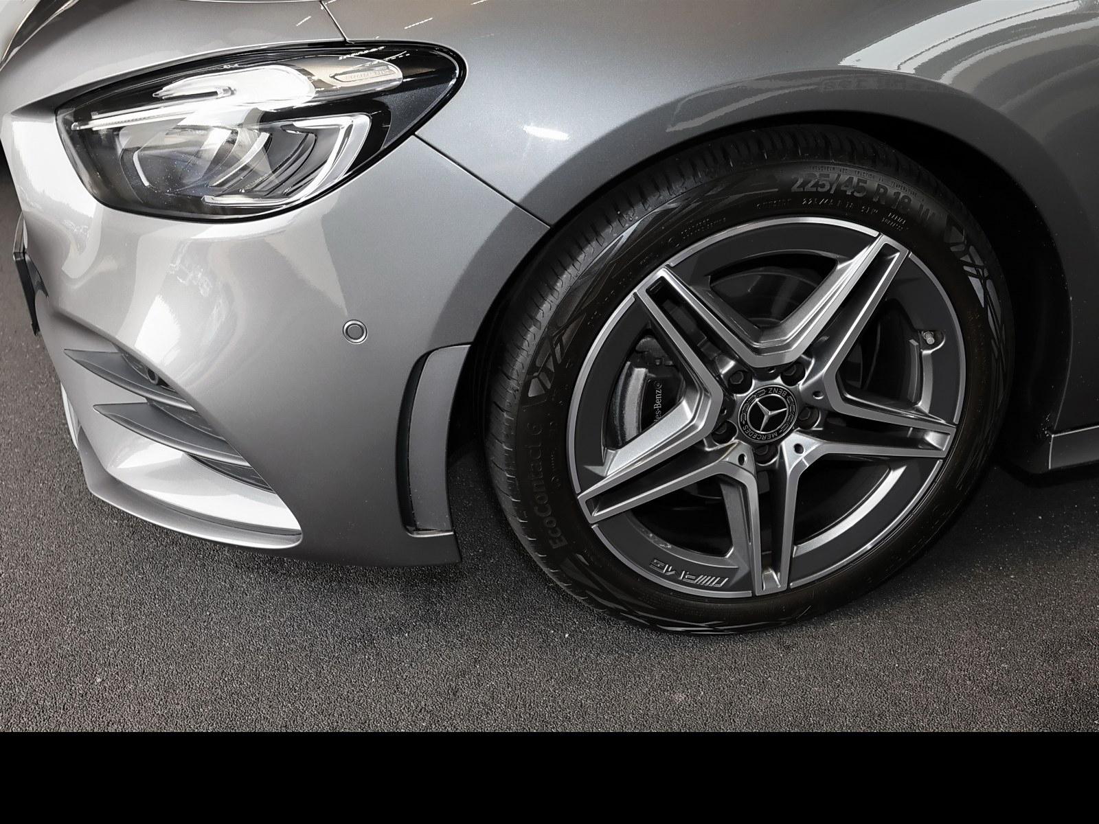 Mercedes-Benz B 200 AMG KAMERA+SPURHALTE+KEYLESS+PDC+LED+18"