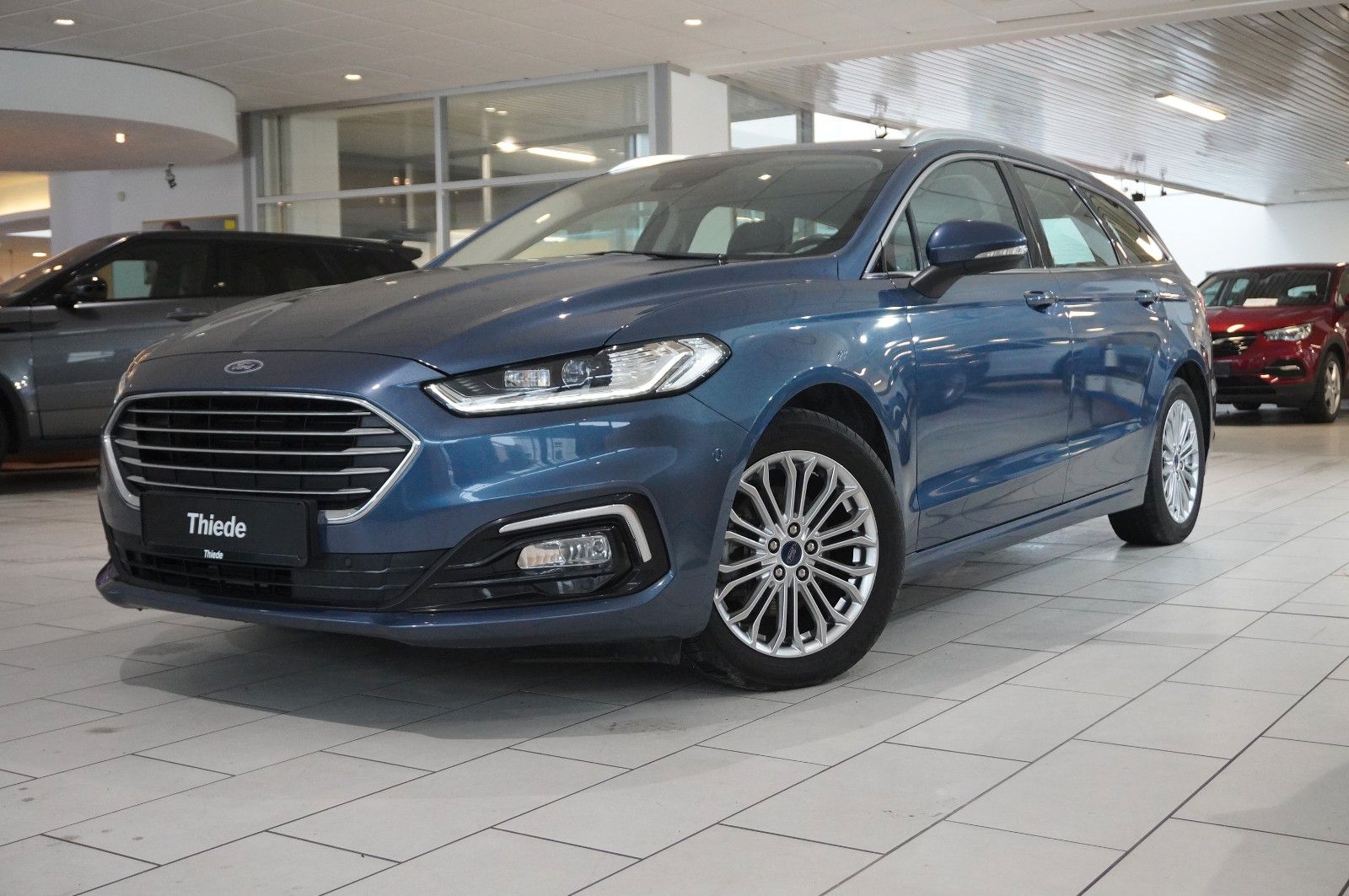 Fahrzeugabbildung Ford Mondeo Turnier 2.0 TITANIUM NAVI/LED/KAMERA/DAB+