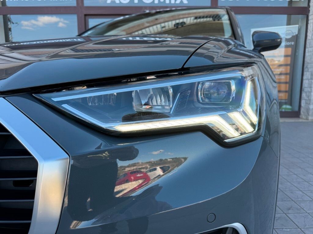Audi Q3 35 1.5 Tfsi Business Advanced S-Tronic imagem 2