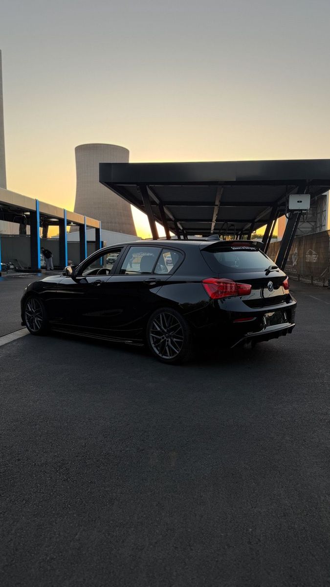 BMW BMW 118i F20
