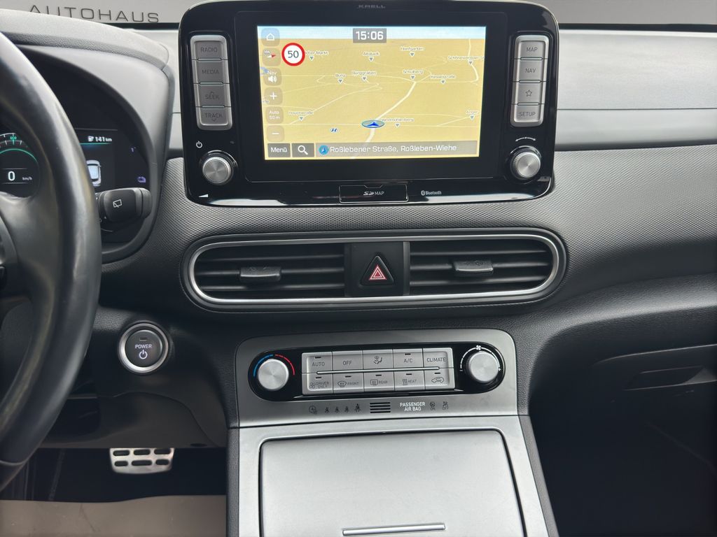 Hyundai KONA ELEKTRO STYLE + NAVIGATION - SOH 91,8%