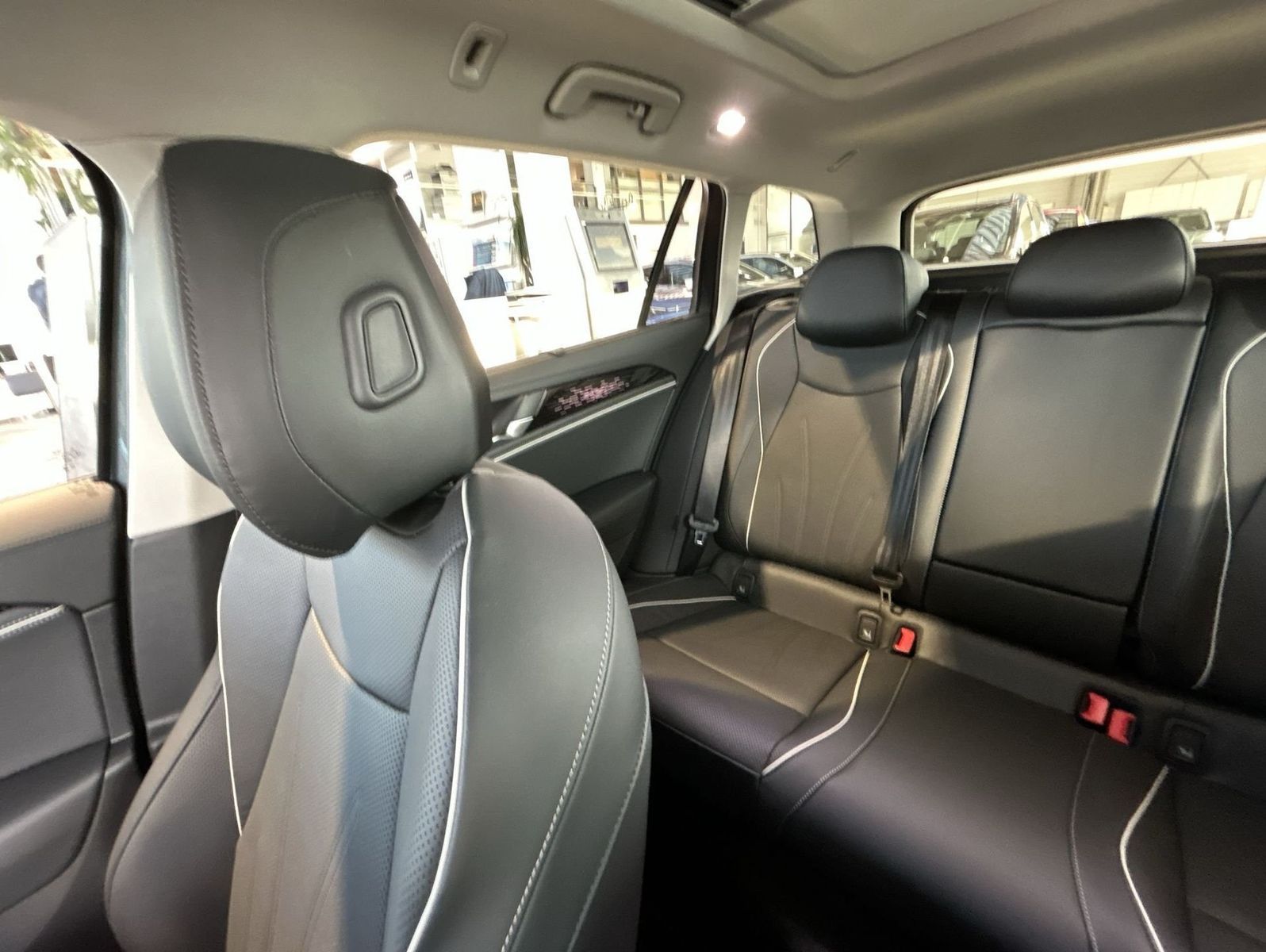 Volkswagen Passat - Bild 28