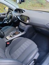 Peugeot 308 Autogas PureTech 130 Allure SW Allure  - Peugeot mit LPG-Antrieb