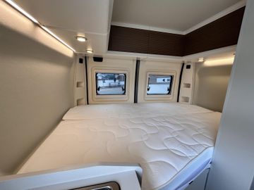 Westfalia Columbus 540 D 140 PS SOLAR 18 DELTA Markise