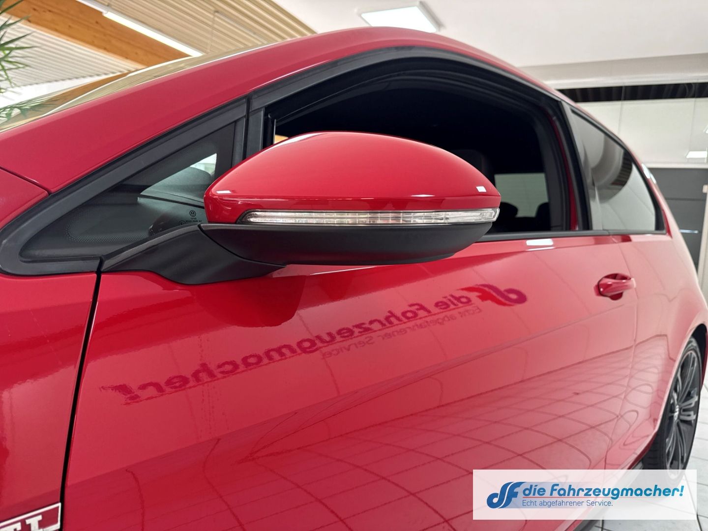 Fahrzeugabbildung Volkswagen Golf VII GTI BMT Start-Stopp Soundsystem Dynaudi