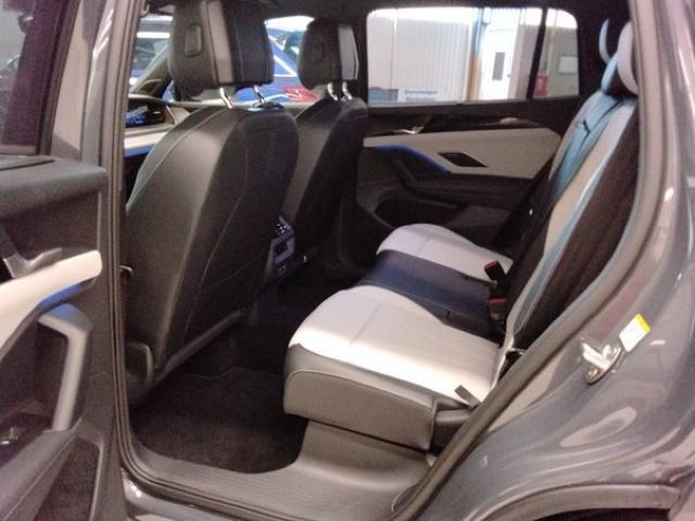 Volkswagen Tayron 1.5 eTSI Elegance StHz DCC HD-Matrix Pano foto 5