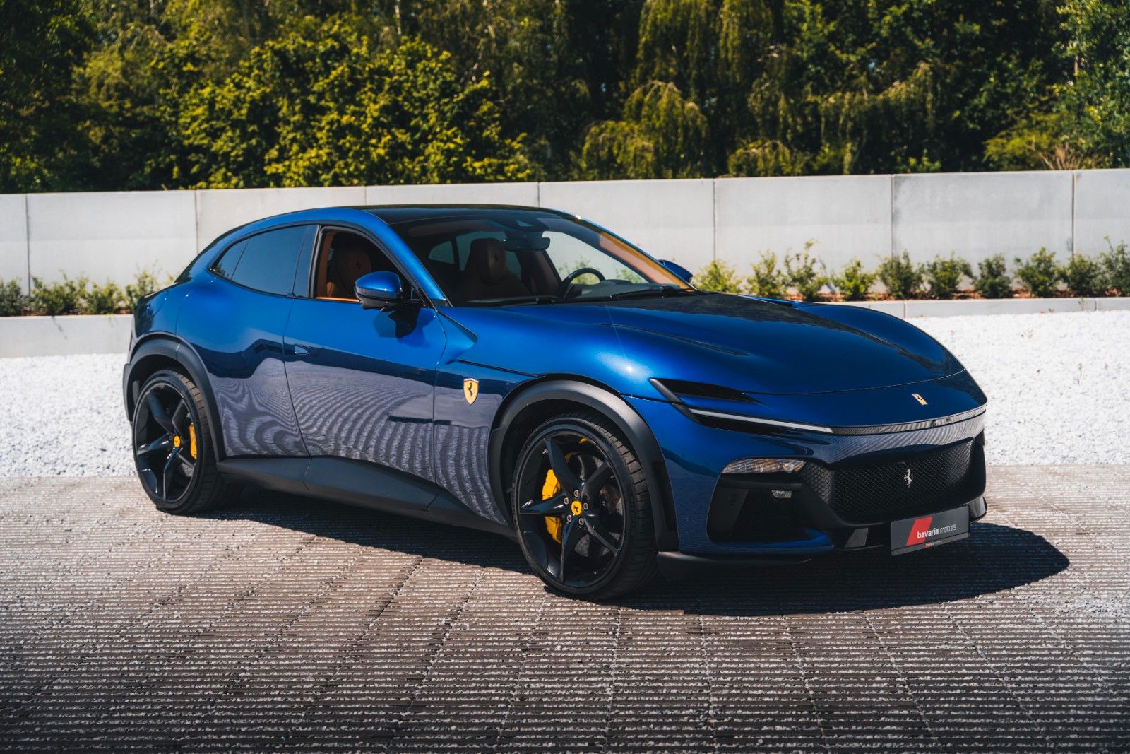 Ferrari Purosangue Blu Tour De France / Pano / Travel Se