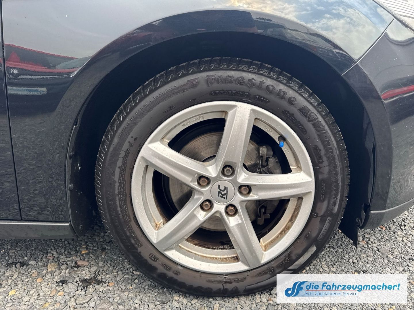 Fahrzeugabbildung Ford Focus Business Navi SHZ LenkradHZG *1502 *EXPORT