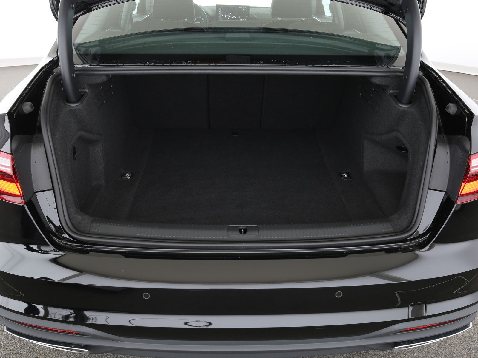 Audi A4 - Bild 25