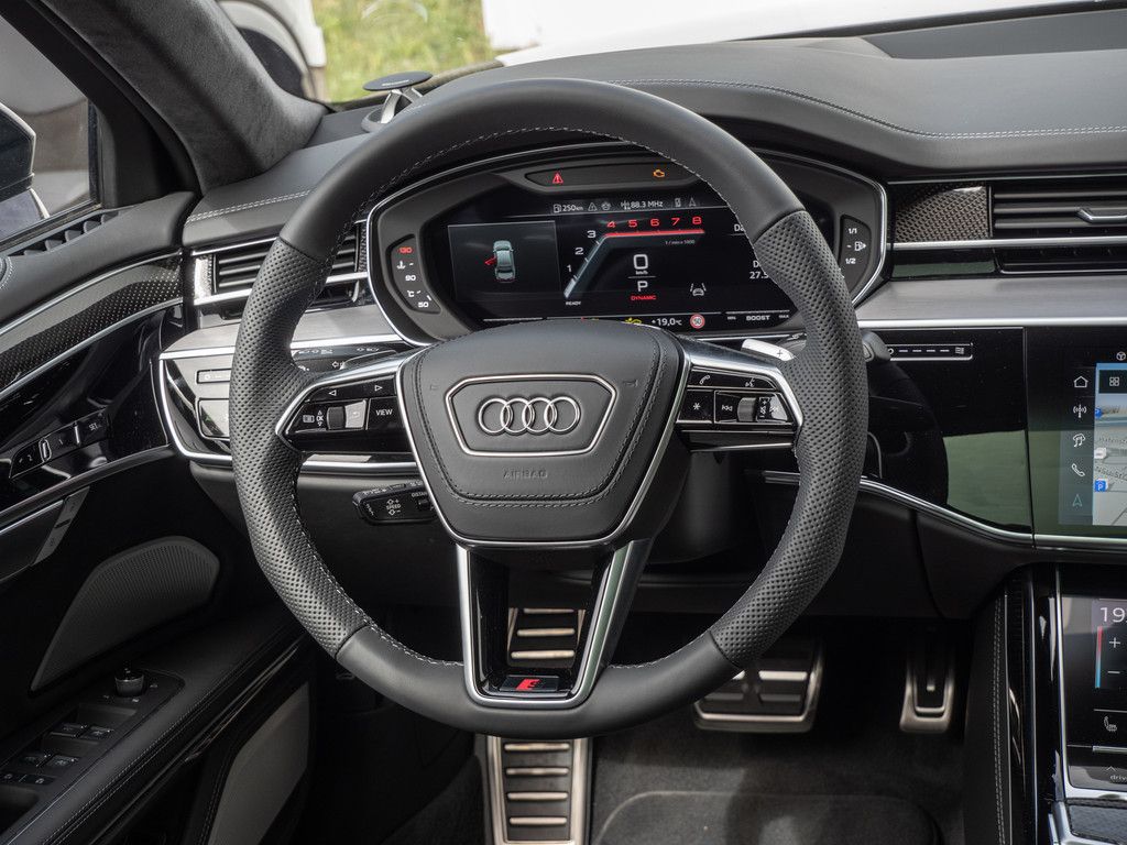 Audi S8 - Bild 11