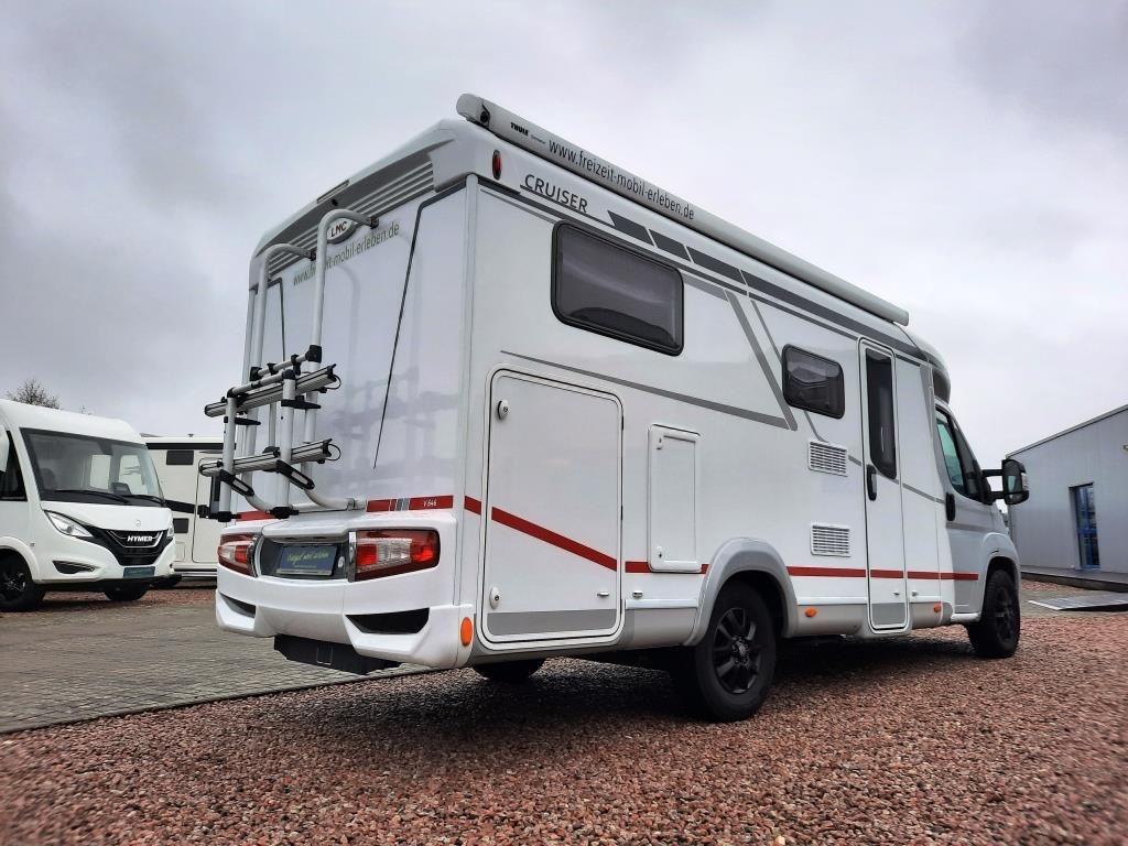 Fahrzeugabbildung LMC Cruiser V 646 G Solar/Rüfa/Sat/TV