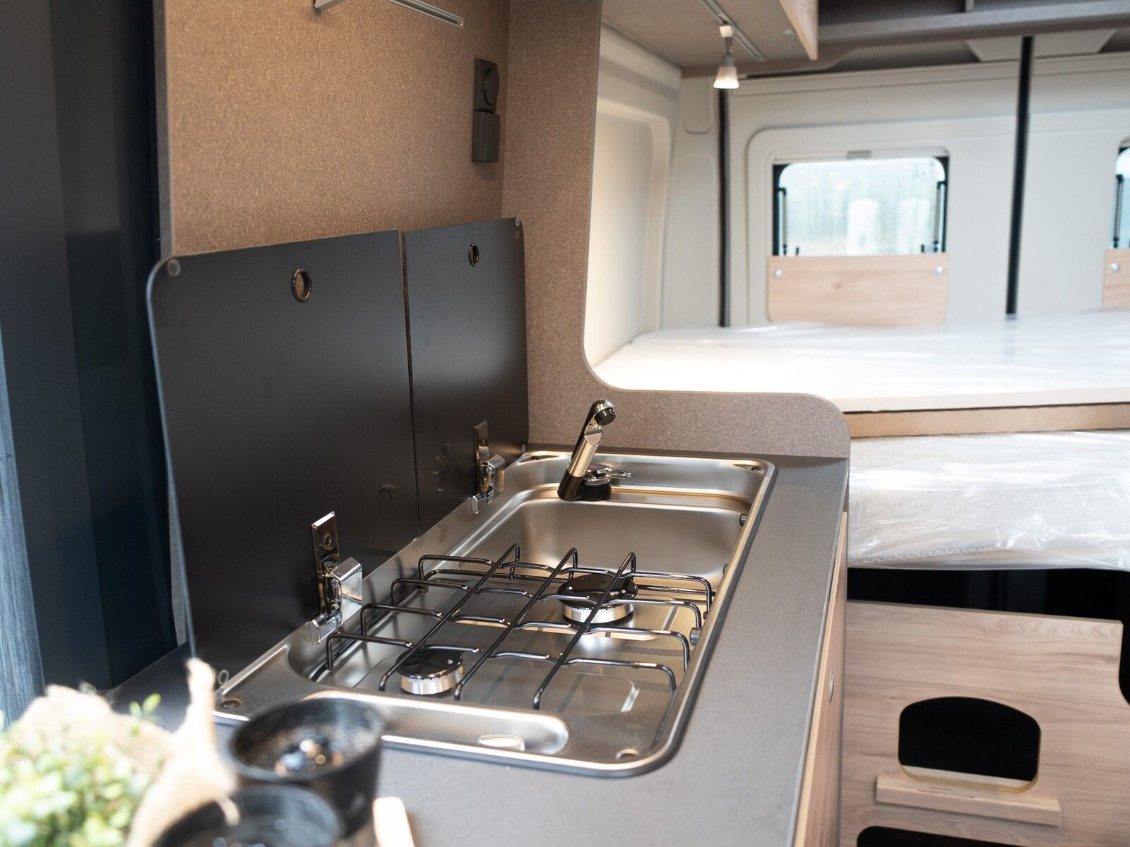 Fahrzeugabbildung Dethleffs Globetrail Active 600 DS Fiat Expedition Grau