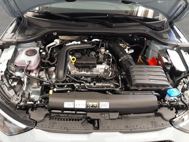 Fahrzeugabbildung Audi A1 allstreet 30TFSI S-tronic LED Kamera 17"