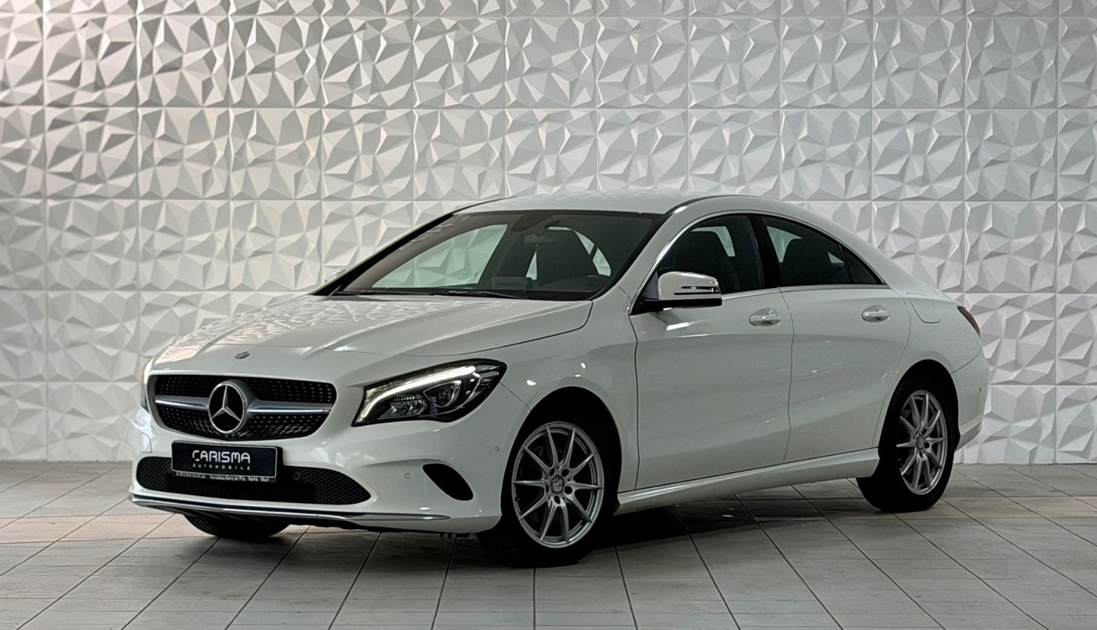 MERCEDES-BENZ CLA 180