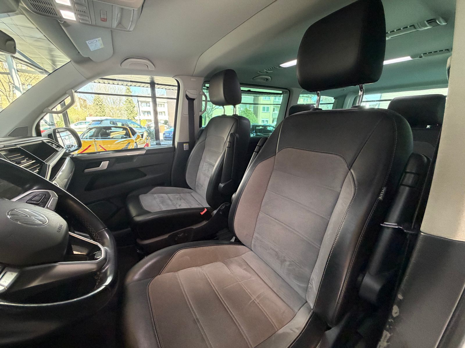 Fahrzeugabbildung Volkswagen T6 Multivan/7-SITZ/VIRTUAL/AUTOMATIK/KAMERA/NAVI