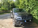 Jeep Grand Cherokee 3.0l V6 CRD Overland - Jeep Gebrauchtwagen in Hamburg