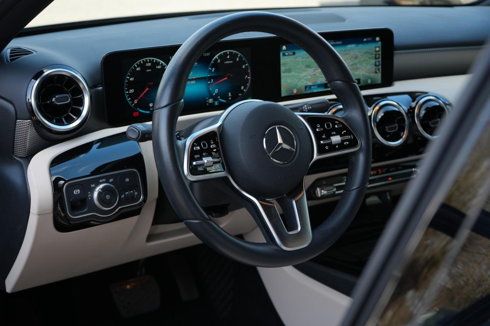 Mercedes-Benz A-Class 4Matic Lim. Progressive *LEDER BEIGE 360°*, миниатюра 13