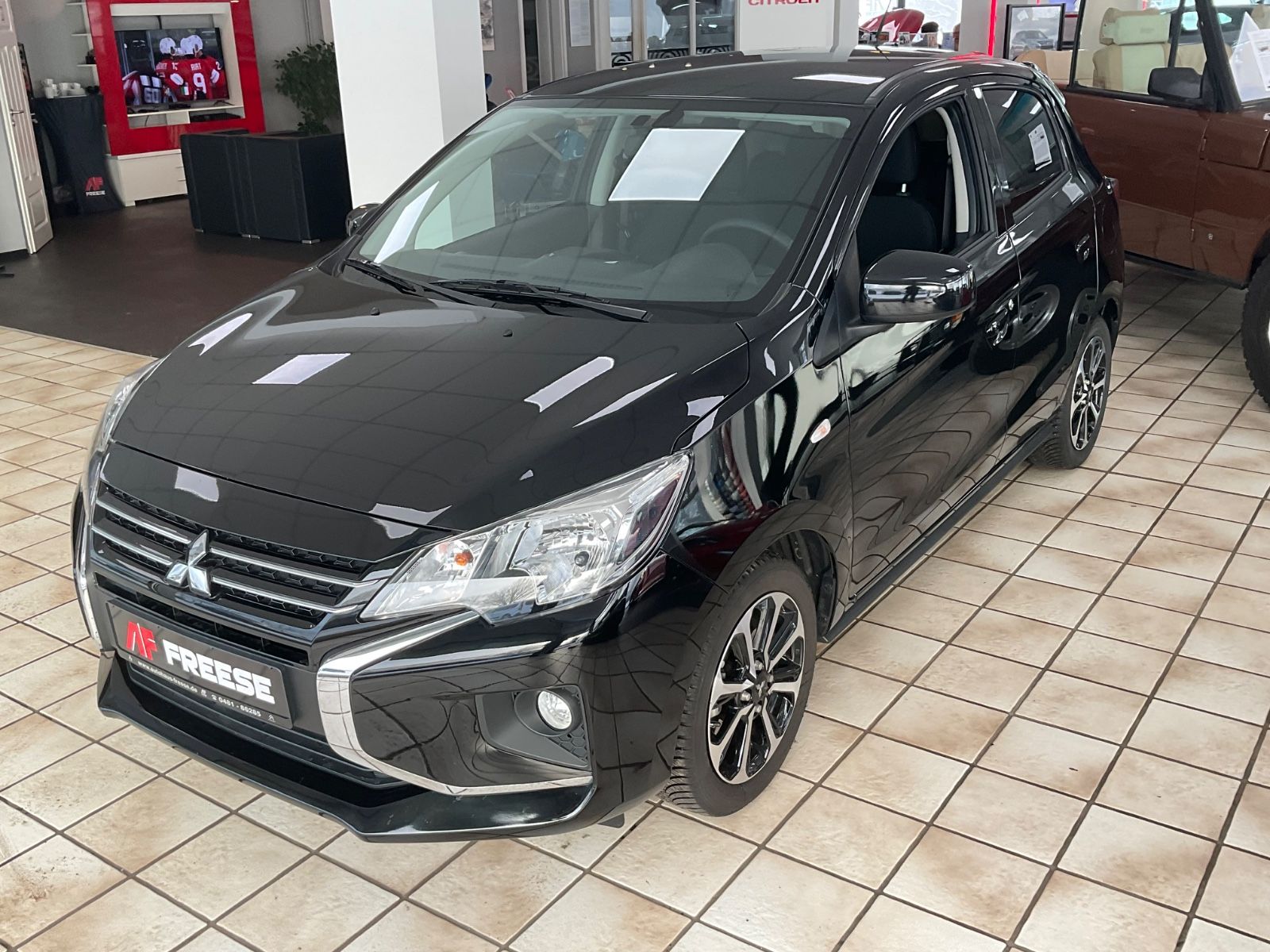MITSUBISHI Space Star