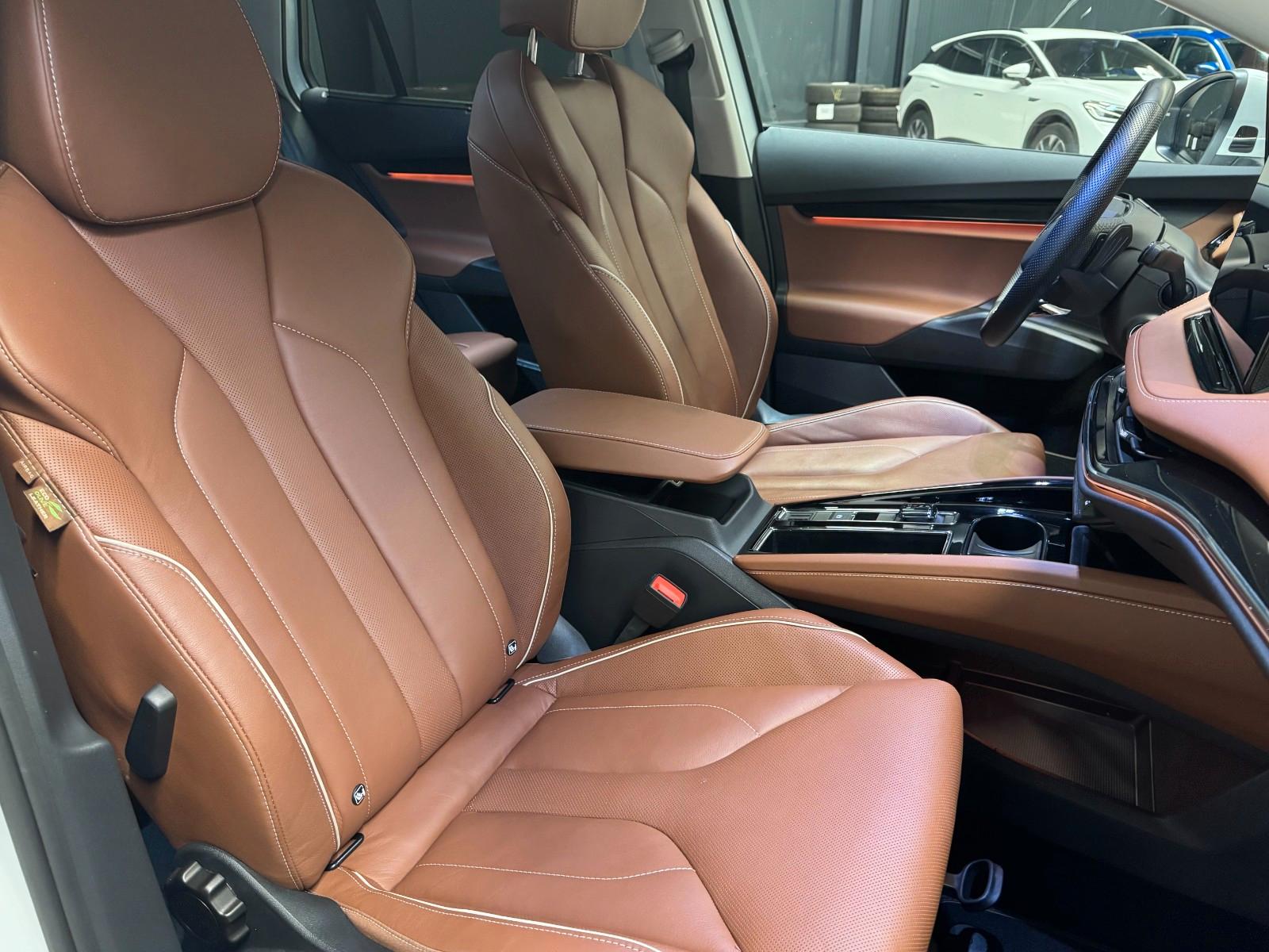Skoda ENYAQ 80X ecoSUITE 195KW*HUD*AHK*360*MATRIX*WÄPU