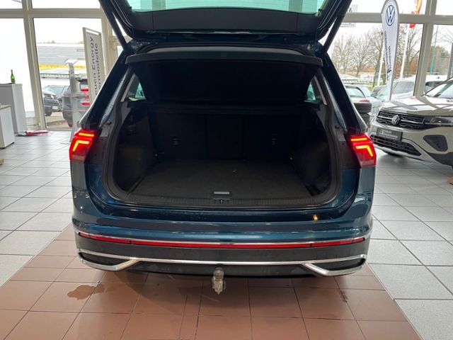 Fahrzeugabbildung Volkswagen Tiguan 2.0 TDI DSG Elegance AHK IQ.LIGHT NAVI KA
