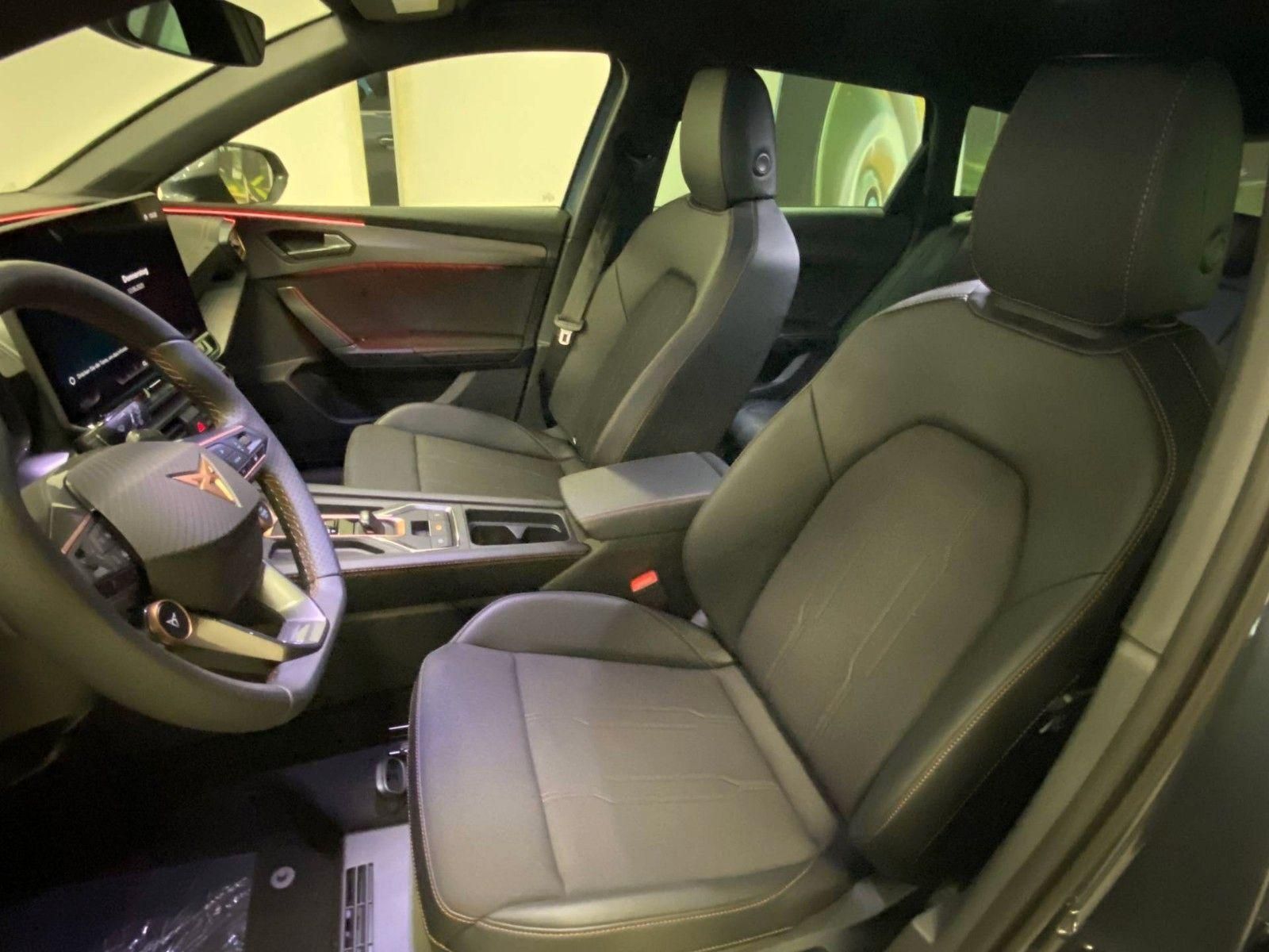 Fahrzeugabbildung CUPRA Leon ST 1.5 eTSI DSG MHEV+Schwellerverbreiterun