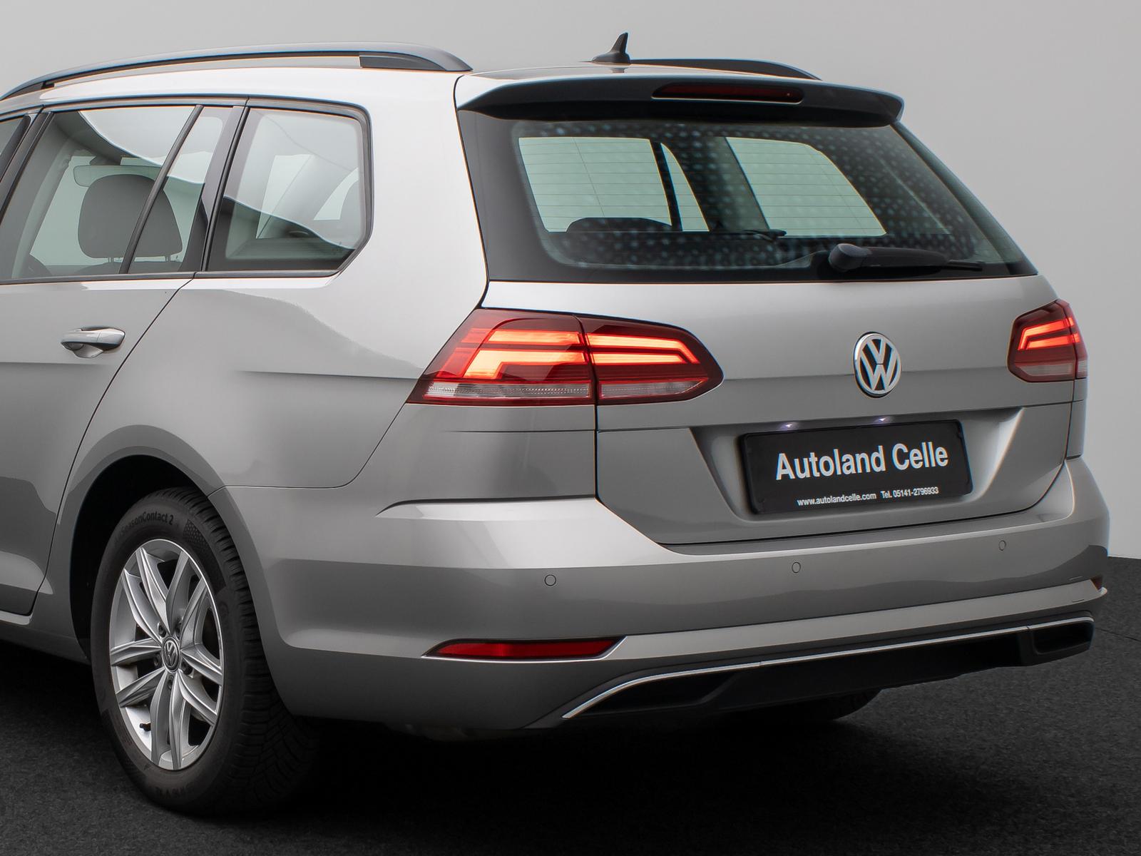 Volkswagen Golf VII Variant Comfortline Navi PDC Standheiz