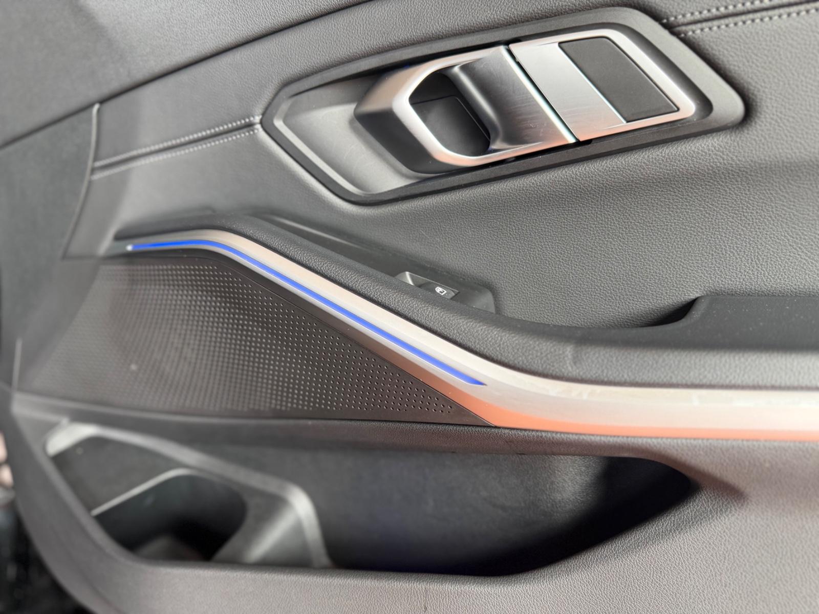 BMW 318d Touring  SportLine*ACC*AMBIENTE*17-ZOLL*LED