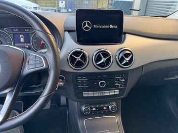 Bild 12 Mercedes-Benz B 200 Urban