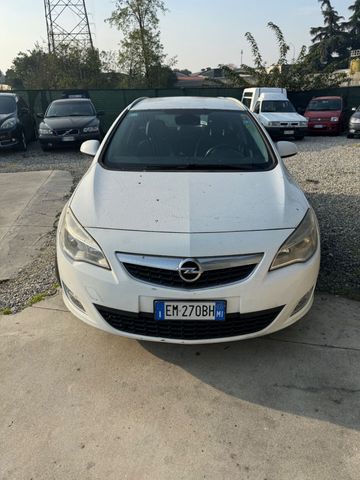 Opel Astra 1.7 CDTI 125CV 5 porte Elective solo 