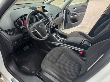 Opel Zafira - 10