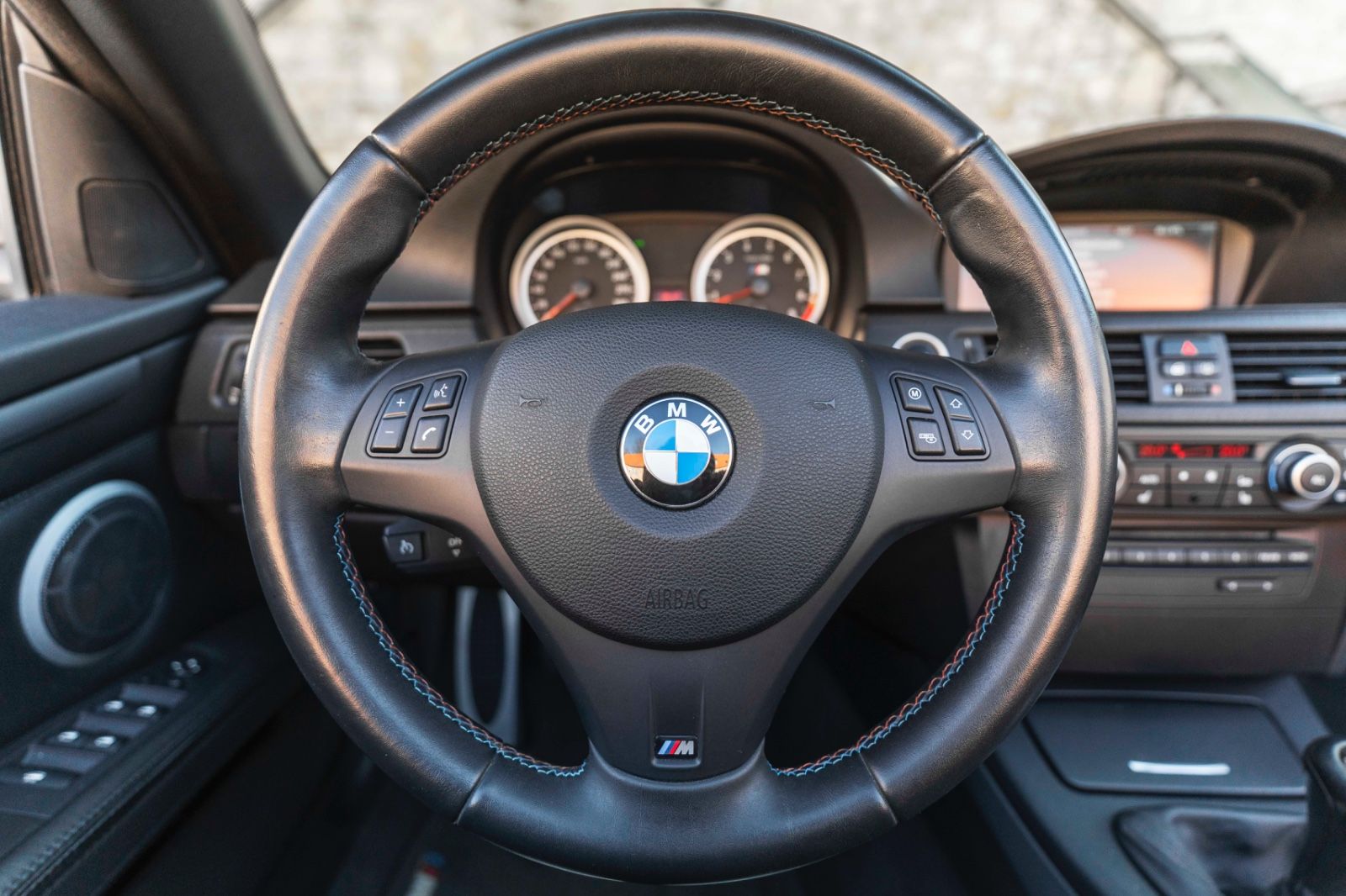 Fahrzeugabbildung BMW M3 E93 Cabrio PDC NAV LEDER  INV. AUDIO