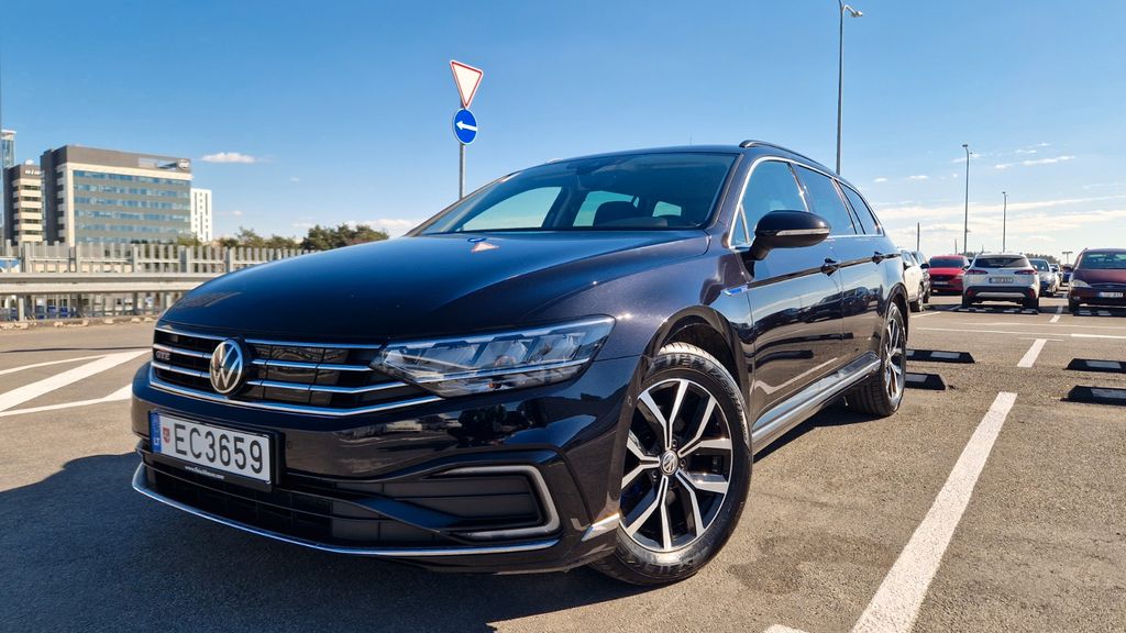 Image of Volkswagen Passat